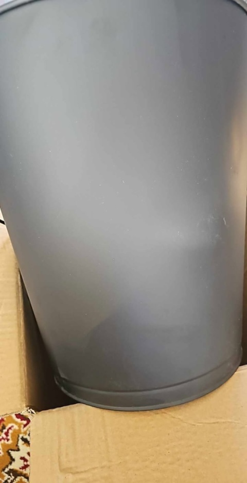Stalowy kubeł na popiół z pokrywą – 24 l – 43x35,5 cm – stal/drewno