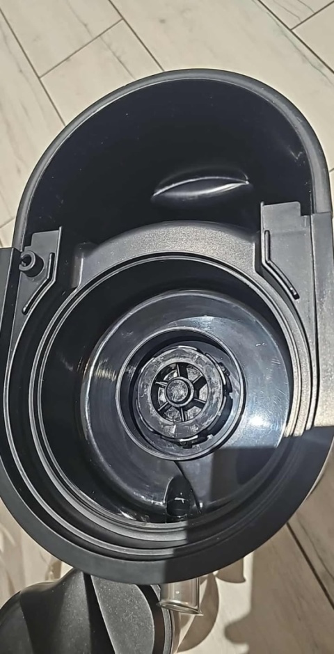 Sokowirówka KESSER 1100W - czarna - 2L/1L - 85 mm otwór - 18000 obr./min